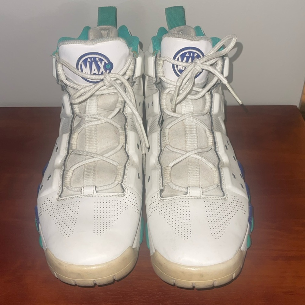 Nike Air Max White and Teal Sneakers